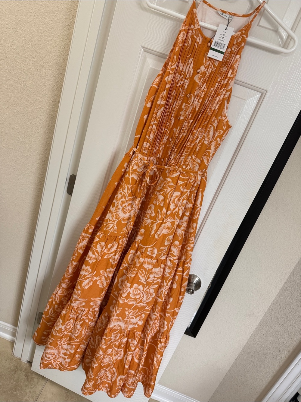 Hermoza Maxi Dress . NEW with Tags . Linen / Viscose . Large